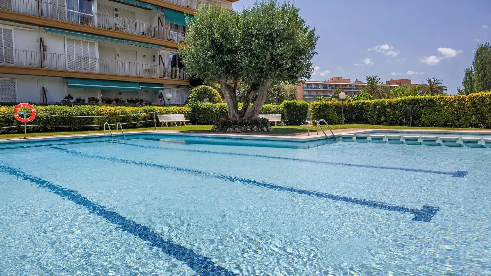 Apartment Leon By Interhome Λορέτ Ντε Μαρ
