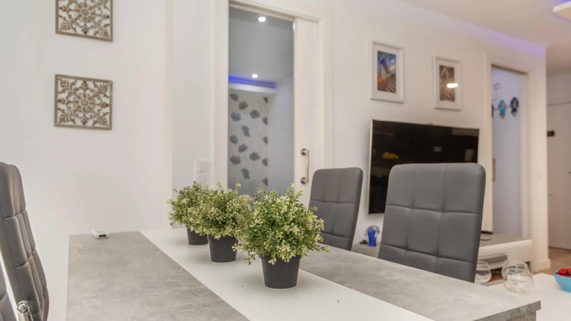 Apartment Leon By Interhome Λορέτ Ντε Μαρ 0*,