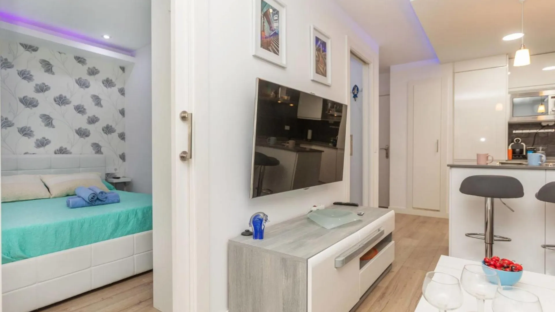 Apartment Leon By Interhome Λορέτ Ντε Μαρ